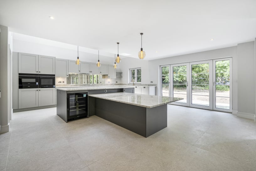 Plot 1 kitchen
