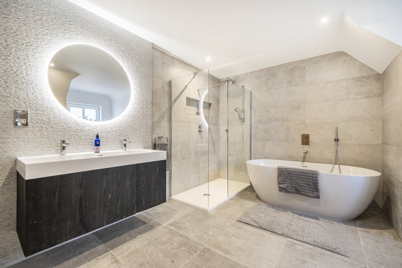 Plot 1 Ensuite 1